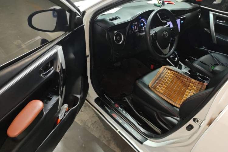 Used Toyota Corolla Hybrid E+ 2019 1.8L E-CVT Leading Edition Driver Seat