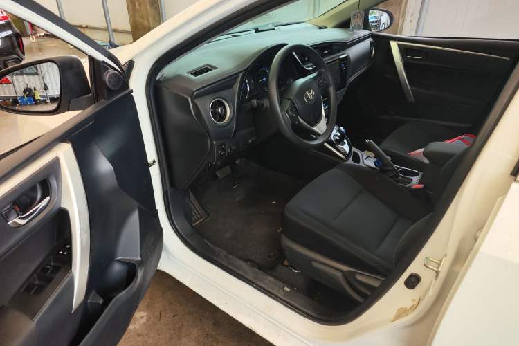 Used Toyota Corolla Hybrid E+ 2019 1.8L E-CVT Leading Edition Driver Seat