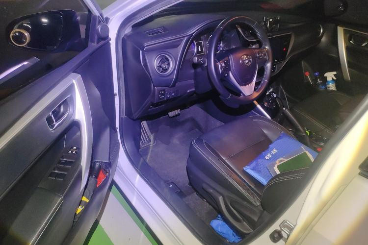 Used Toyota Corolla Hybrid E+ 2019 1.8L E-CVT Luxury Edition Driver Seat