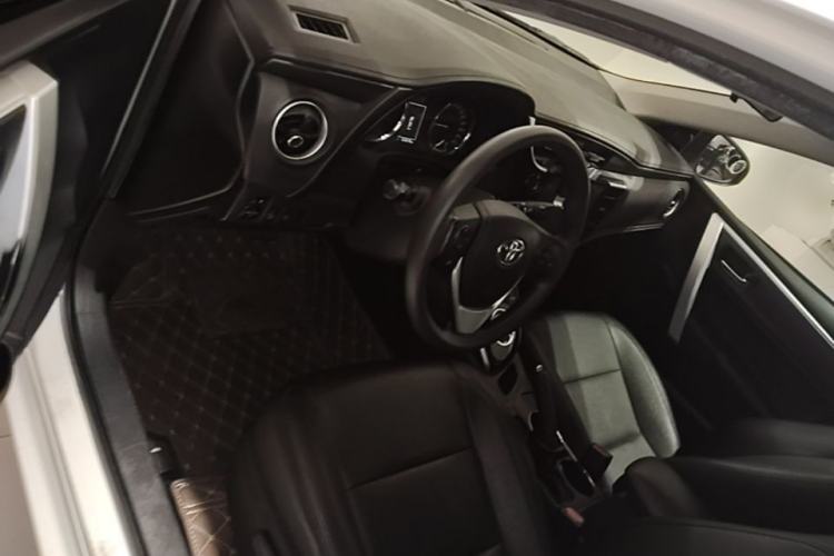 Used Toyota Corolla Hybrid E+ 2019 1.8L E-CVT Leading Edition Driver Seat