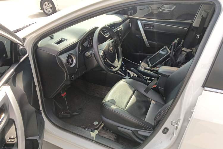 Used Toyota Corolla Hybrid E+ 2019 1.8L E-CVT Leading Edition Driver Seat