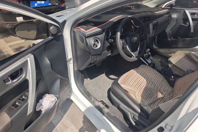 Used Toyota Corolla Hybrid E+ 2019 1.8L E-CVT Leading Edition Driver Seat