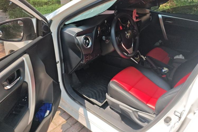 Used Toyota Corolla Hybrid E+ 2019 1.8L E-CVT Leading Edition Driver Seat