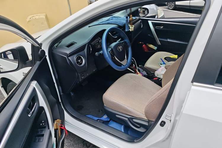 Used Toyota Corolla Hybrid E+ 2019 1.8L E-CVT Leading Edition Driver Seat
