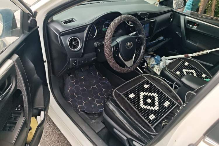 Used Toyota Corolla Hybrid E+ 2019 1.8L E-CVT Leading Edition Driver Seat