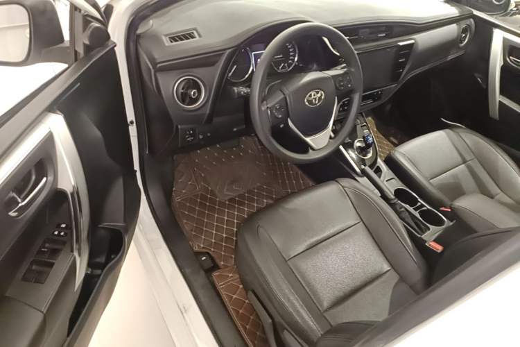 Used Toyota Corolla Hybrid E+ 2019 1.8L E-CVT Leading Edition Driver Seat