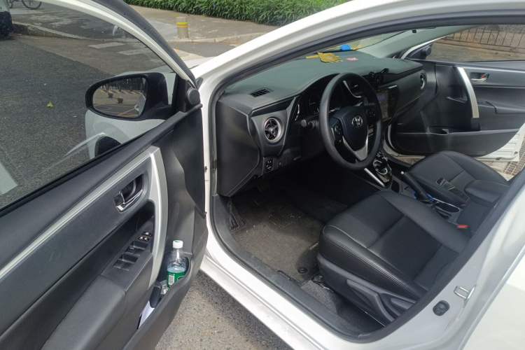 Used Toyota Corolla Hybrid E+ 2019 1.8L E-CVT Leading Edition Driver Seat