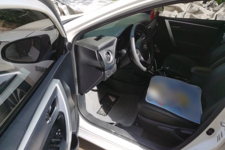 Used Toyota Corolla Hybrid E+ 2019 1.8L E-CVT Leading Edition Driver Seat