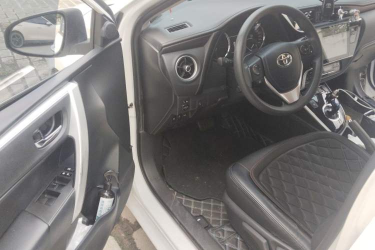 Used Toyota Corolla Hybrid E+ 2019 1.8L E-CVT Leading Edition Driver Seat