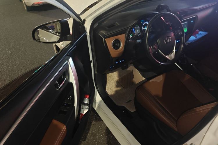 Used Toyota Corolla Hybrid E+ 2019 1.8L E-CVT Luxury Edition Driver Seat