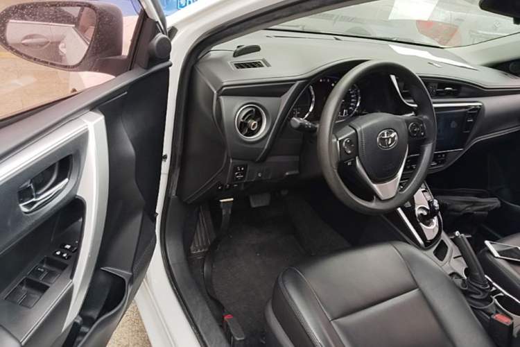 Used Toyota Corolla Hybrid E+ 2019 1.8L E-CVT Flagship Edition Driver Seat
