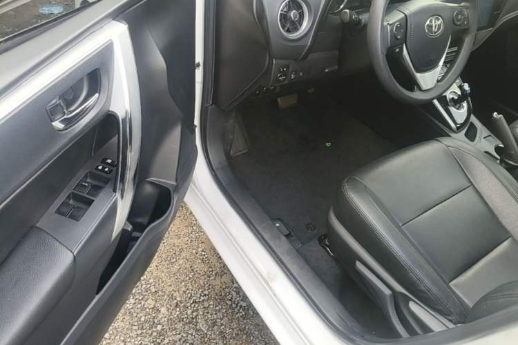 Used Toyota Corolla Hybrid E+ 2019 1.8L E-CVT Leading Edition Driver Seat