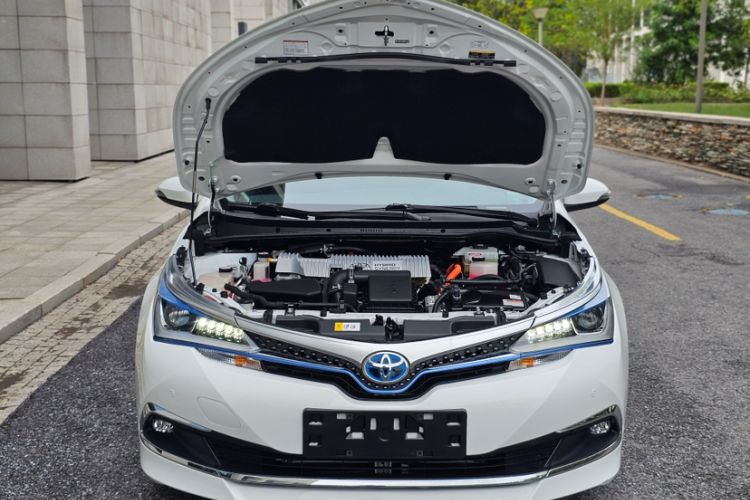 Used Toyota Corolla Hybrid E+ 2019 1.8L E-CVT Luxury Edition Engine Bay