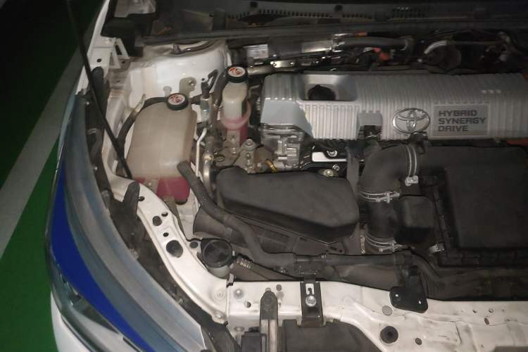 Used Toyota Corolla Hybrid E+ 2019 1.8L E-CVT Luxury Edition Engine Bay Right