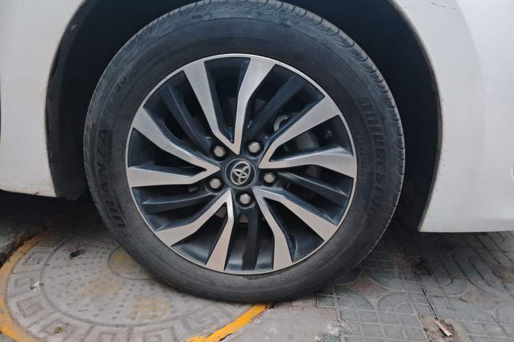 Used Toyota Corolla Hybrid E+ 2019 1.8L E-CVT Leading Edition Exterior 2
