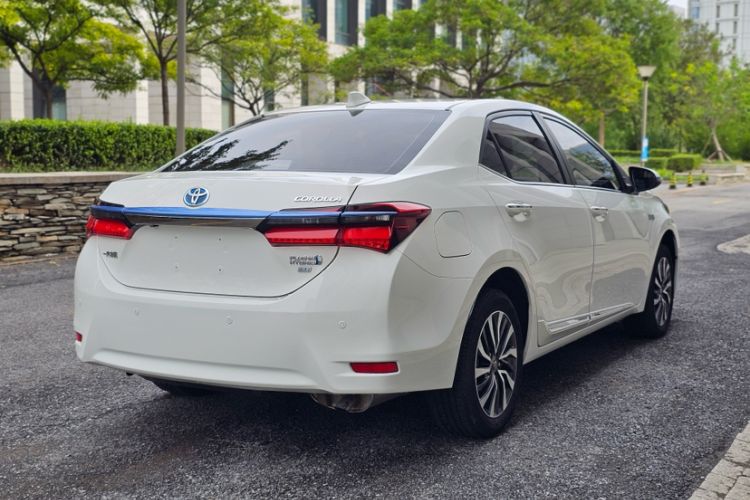 Used Toyota Corolla Hybrid E+ 2019 1.8L E-CVT Luxury Edition Exterior 2