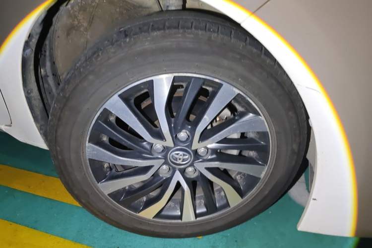 Used Toyota Corolla Hybrid E+ 2019 1.8L E-CVT Leading Edition Exterior 2