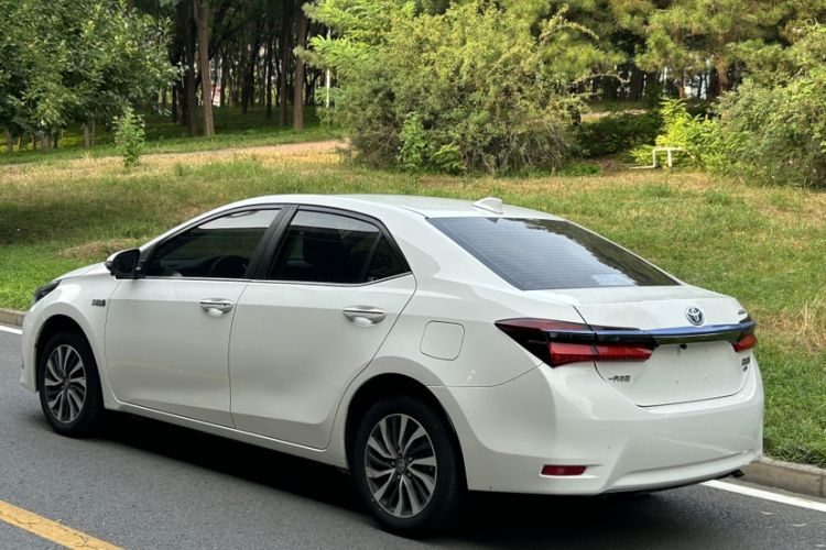 Used Toyota Corolla Hybrid E+ 2019 1.8L E-CVT Leading Edition Exterior 4