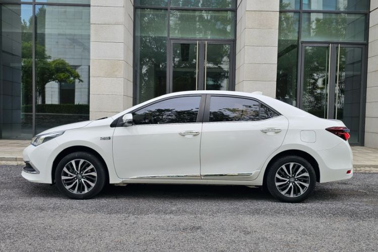 Used Toyota Corolla Hybrid E+ 2019 1.8L E-CVT Luxury Edition Exterior 5