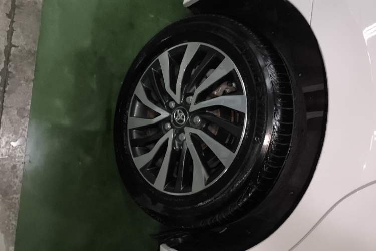 Used Toyota Corolla Hybrid E+ 2019 1.8L E-CVT Leading Edition Exterior 5