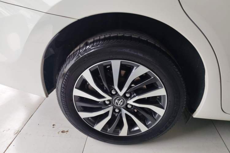 Used Toyota Corolla Hybrid E+ 2019 1.8L E-CVT Leading Edition Exterior 5
