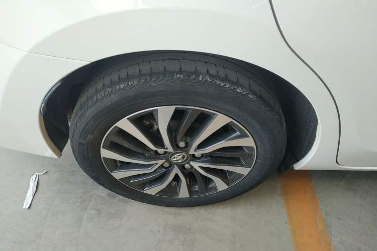 Used Toyota Corolla Hybrid E+ 2019 1.8L E-CVT Leading Edition Exterior 8