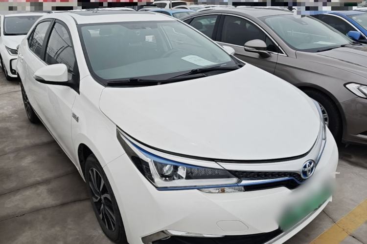 Used Toyota Corolla Hybrid E+ 2019 1.8L E-CVT Leading Edition Front Right 45 Deg