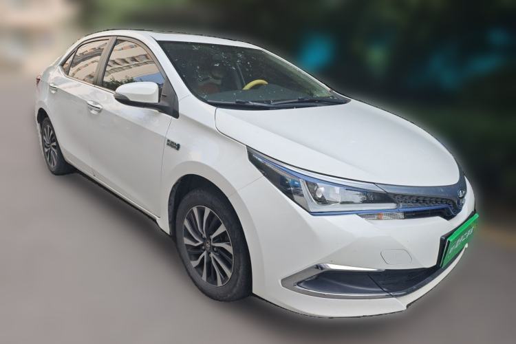 Used Toyota Corolla Hybrid E+ 2019 1.8L E-CVT Leading Edition Front Right 45 Deg