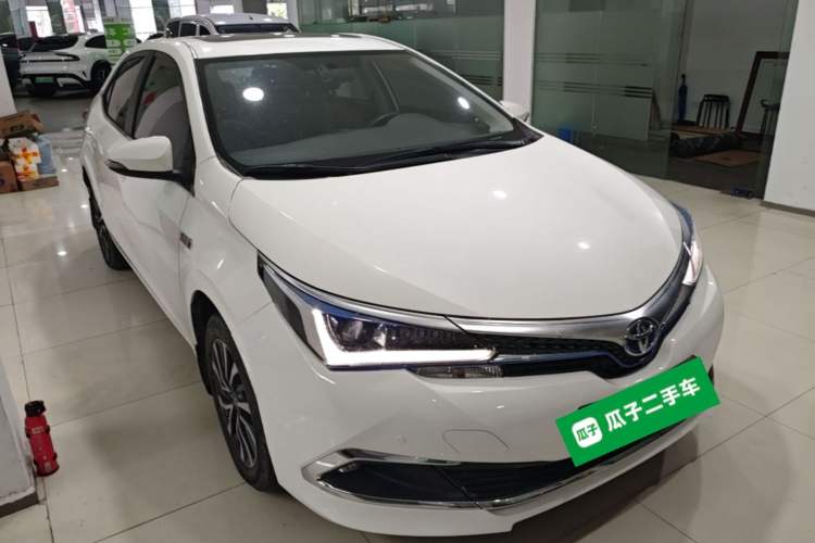 Used Toyota Corolla Hybrid E+ 2019 1.8L E-CVT Leading Edition Front Right 45 Deg
