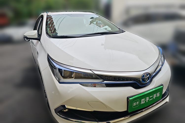 Used Toyota Corolla Hybrid E+ 2019 1.8L E-CVT Leading Edition Front Right 45 Deg