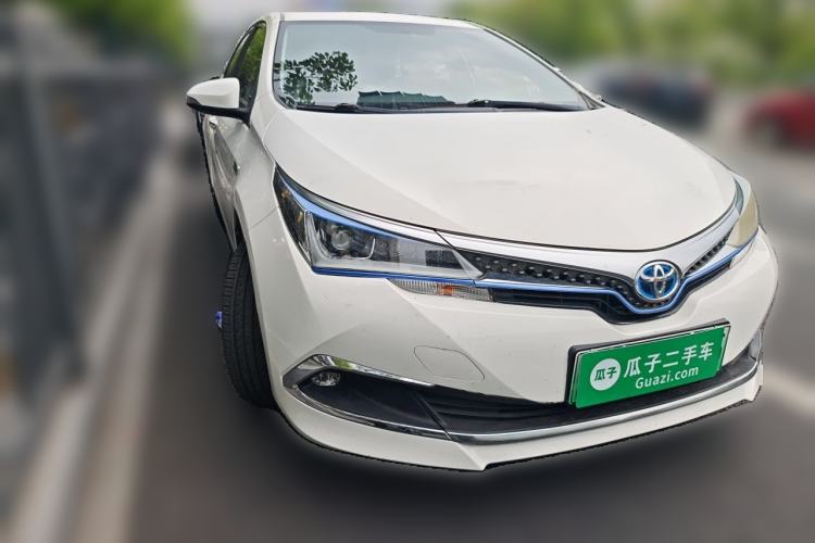 Used Toyota Corolla Hybrid E+ 2019 1.8L E-CVT Leading Edition Front Right 45 Deg