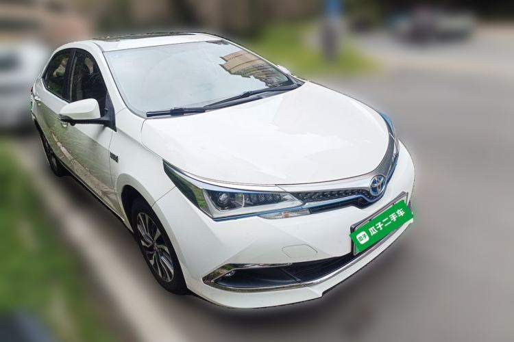 Used Toyota Corolla Hybrid E+ 2019 1.8L E-CVT Leading Edition Front Right 45 Deg