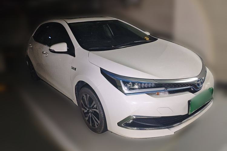 Used Toyota Corolla Hybrid E+ 2019 1.8L E-CVT Leading Edition Front Right 45 Deg