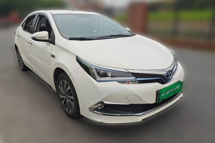Used Toyota Corolla Hybrid E+ 2019 1.8L E-CVT Pioneer Edition Front Right 45 Deg