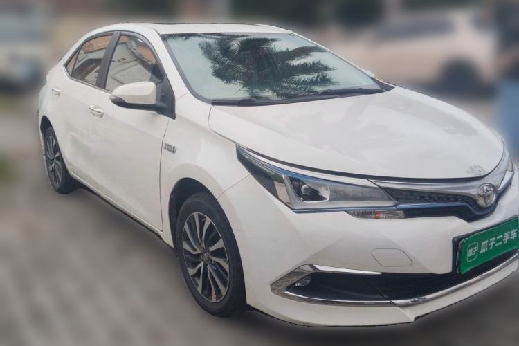 Used Toyota Corolla Hybrid E+ 2019 1.8L E-CVT Leading Edition Front Right 45 Deg