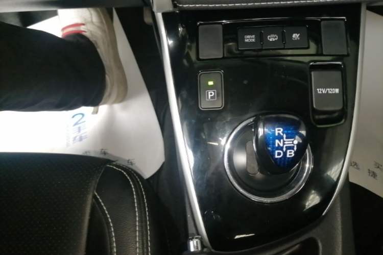 Used Toyota Corolla Hybrid E+ 2019 1.8L E-CVT Leading Edition Gear Lever