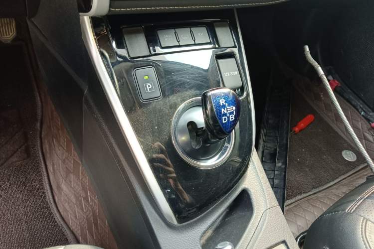 Used Toyota Corolla Hybrid E+ 2019 1.8L E-CVT Leading Edition Gear Lever