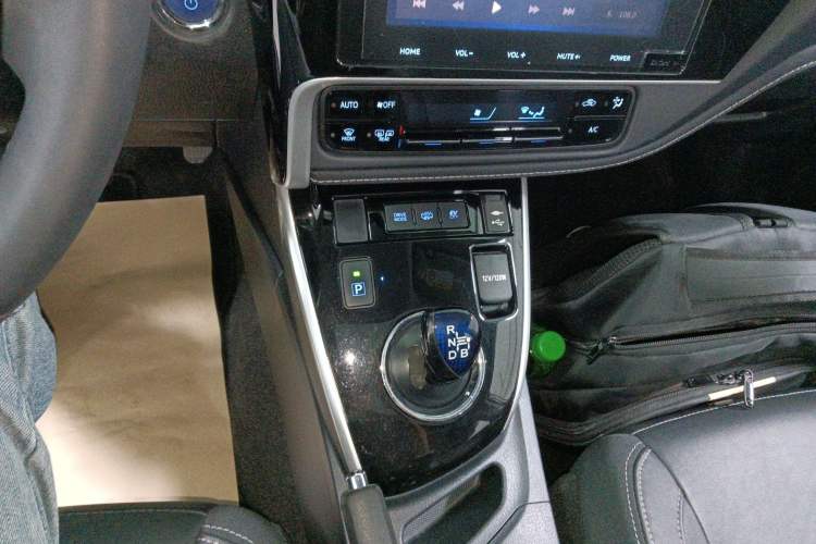 Used Toyota Corolla Hybrid E+ 2019 1.8L E-CVT Luxury Edition Gear Lever