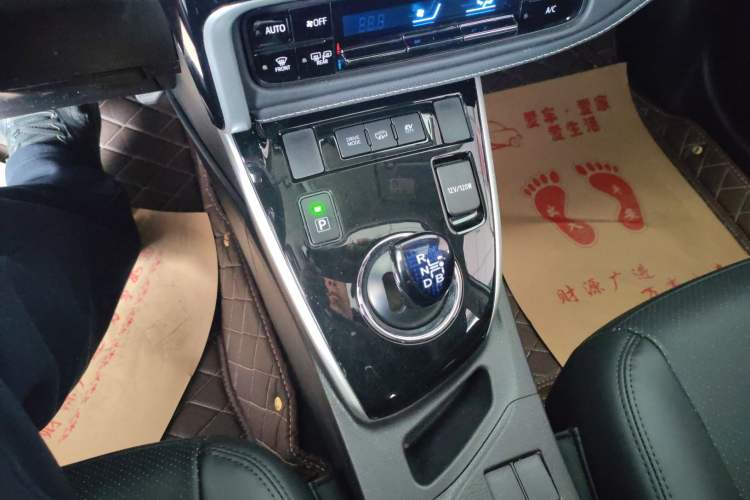 Used Toyota Corolla Hybrid E+ 2019 1.8L E-CVT Leading Edition Gear Lever
