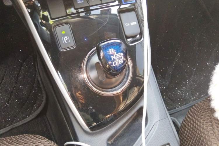 Used Toyota Corolla Hybrid E+ 2019 1.8L E-CVT Leading Edition Gear Lever