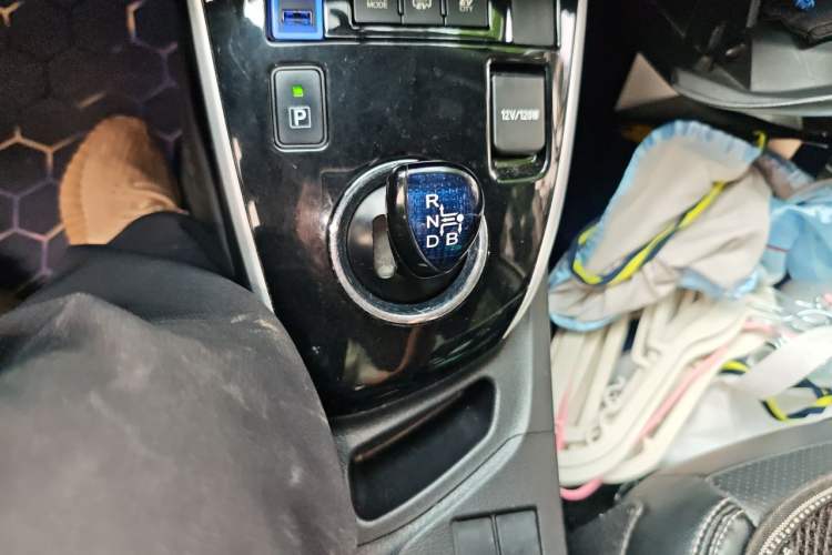 Used Toyota Corolla Hybrid E+ 2019 1.8L E-CVT Leading Edition Gear Lever