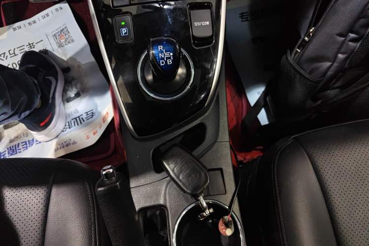 Used Toyota Corolla Hybrid E+ 2019 1.8L E-CVT Leading Edition Gear Lever