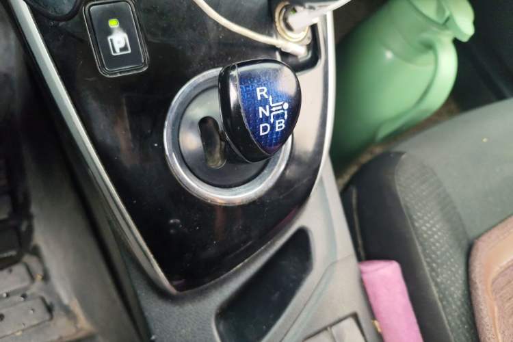 Used Toyota Corolla Hybrid E+ 2019 1.8L E-CVT Leading Edition Gear Lever