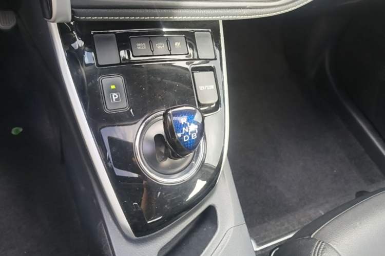 Used Toyota Corolla Hybrid E+ 2019 1.8L E-CVT Leading Edition Gear Lever
