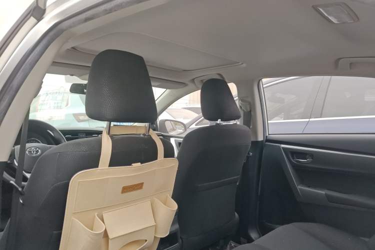 Used Toyota Corolla Hybrid E+ 2019 1.8L E-CVT Leading Edition Headliner