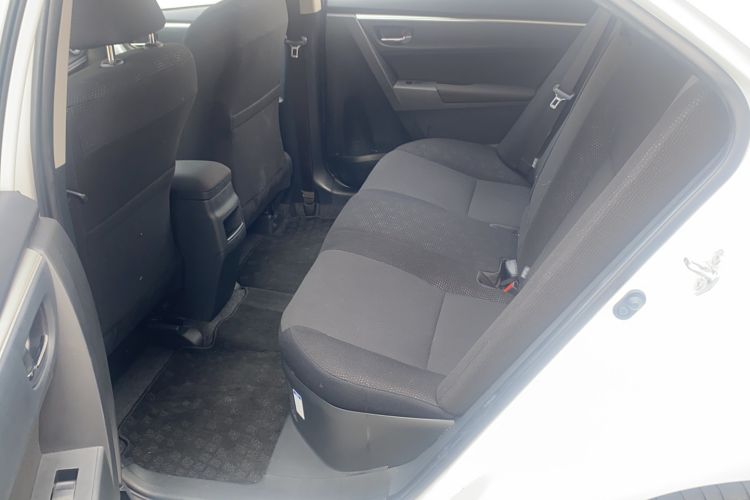 Used Toyota Corolla Hybrid E+ 2019 1.8L E-CVT Leading Edition Interior 1