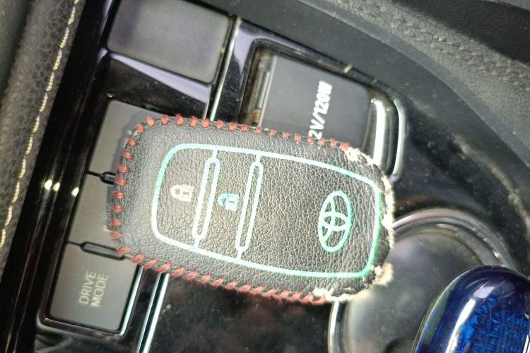 Used Toyota Corolla Hybrid E+ 2019 1.8L E-CVT Leading Edition Interior 1