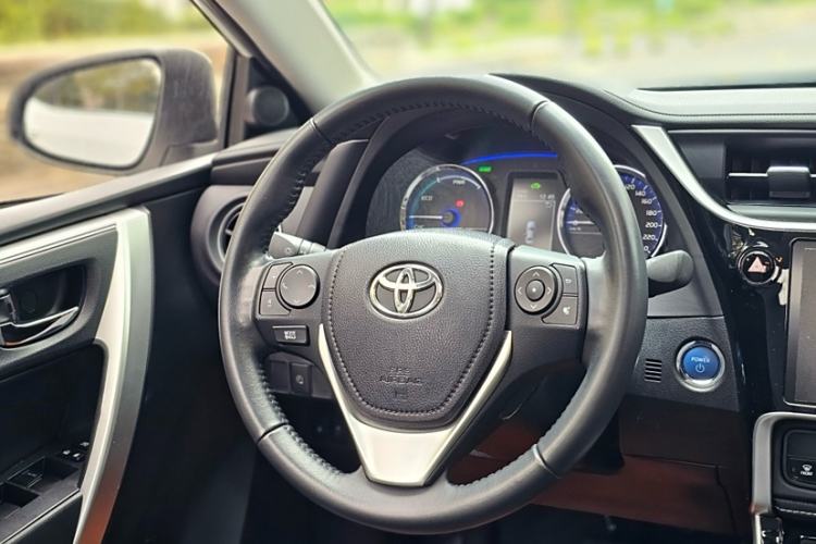 Used Toyota Corolla Hybrid E+ 2019 1.8L E-CVT Luxury Edition Interior 1