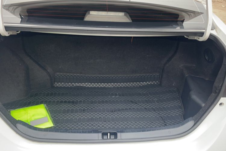 Used Toyota Corolla Hybrid E+ 2019 1.8L E-CVT Leading Edition Interior 2
