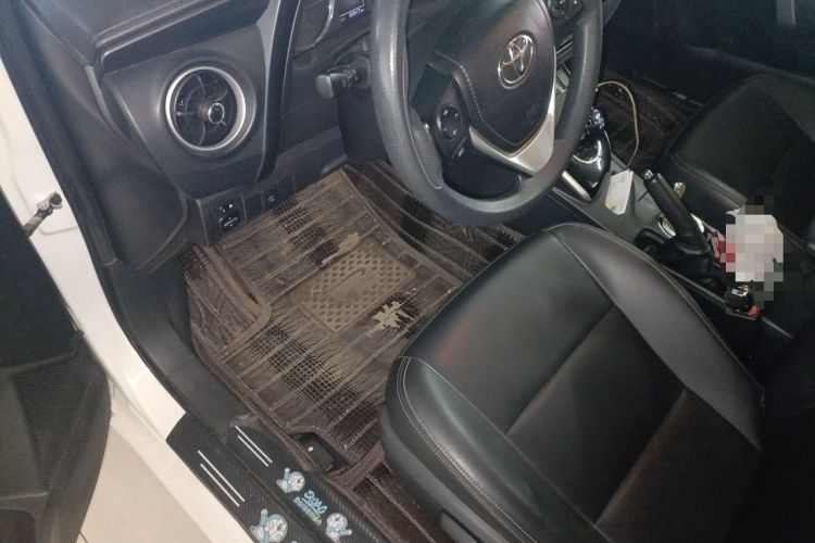 Used Toyota Corolla Hybrid E+ 2019 1.8L E-CVT Leading Edition Interior 2